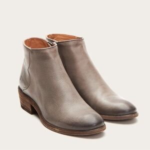 Frye Carson Piping Leather Bootie Size 8 Graphite Grey Side Zipper